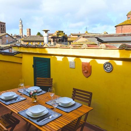 Un Terrazzo Sulla Magia Appartement Siena Buitenkant foto