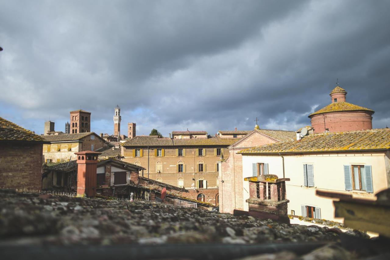Un Terrazzo Sulla Magia Appartement Siena Buitenkant foto