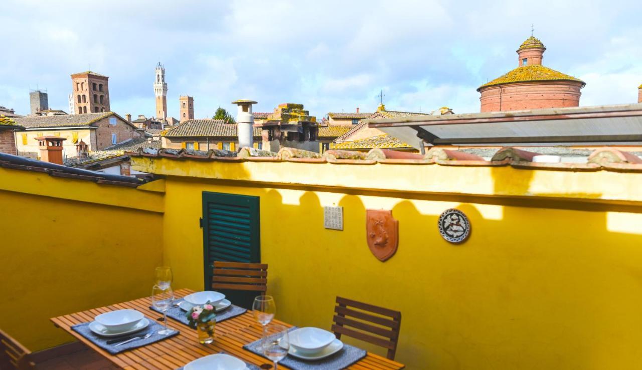 Un Terrazzo Sulla Magia Appartement Siena Buitenkant foto